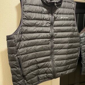 Men’s Columbia Black Puffer Vest